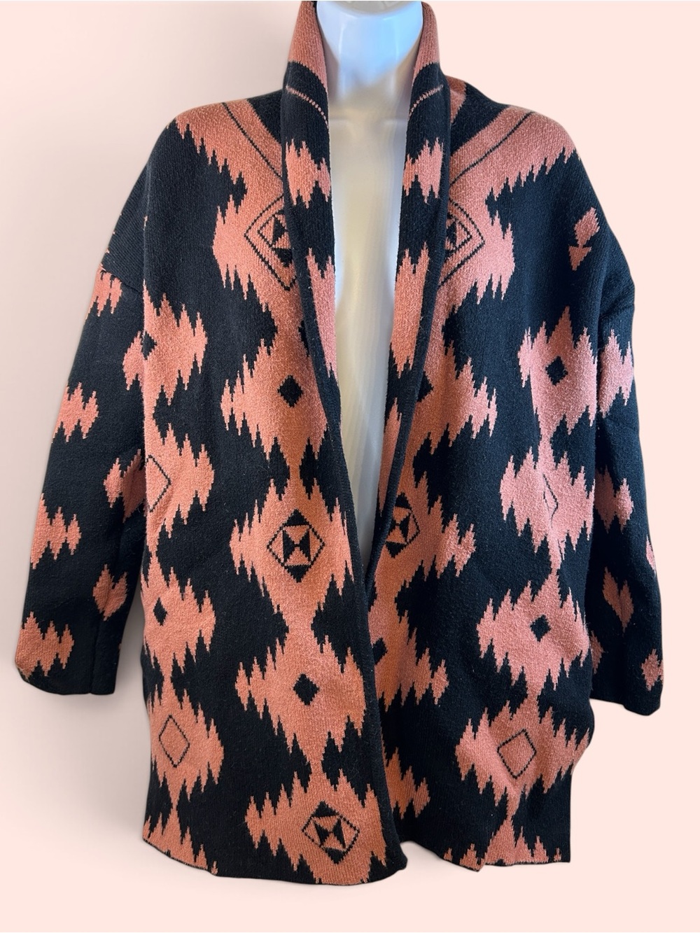 Magaschoni Women’s Size XS Black/Coral Southwestern Cardigan Sweater Coat